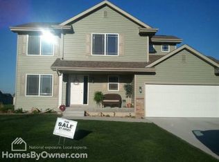 2900 SE Keystone Dr, Grimes, IA 50111