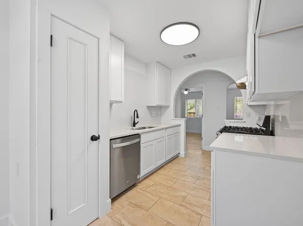 11508 Swearingen Dr, Austin, TX 78758