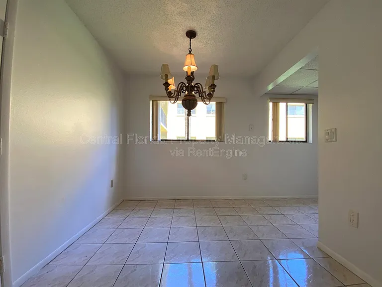 2713 Oak Park Way #112 — Photo 5