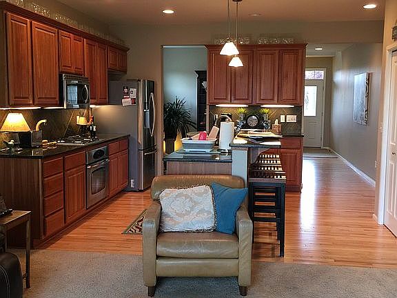 3rd image of 6932 285th St NW