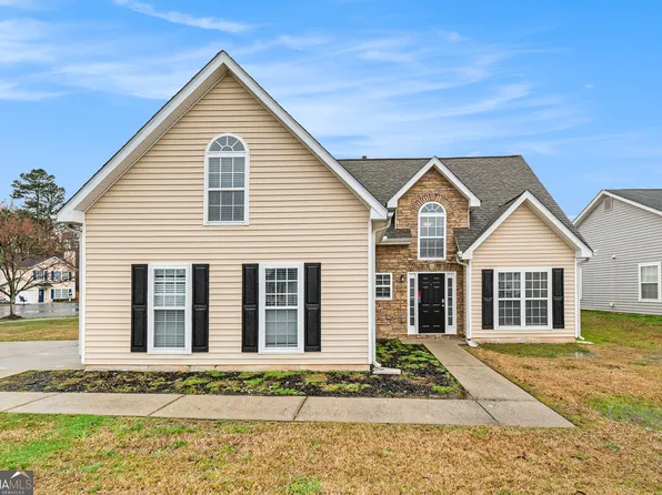 209 Hill Pine Rd, Fairburn, GA 30213