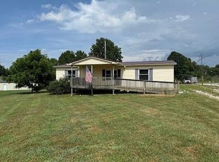 3881 New Irvine Rd, Waco, KY 40385