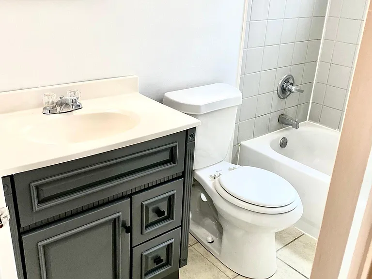 226 Vine Ln — Photo 11
