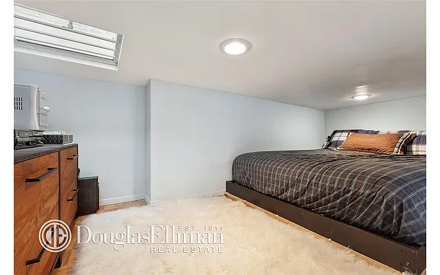 Sold by Douglas Elliman | media 10