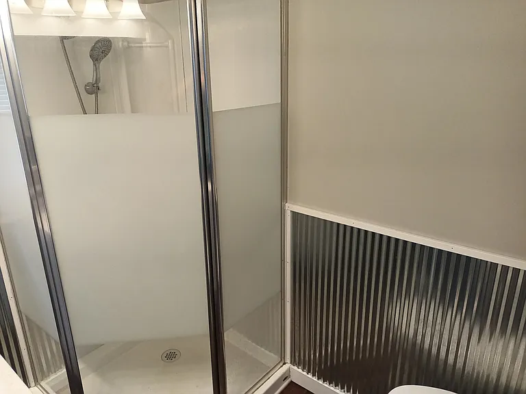 92 Maude Ave #2 — Photo 13