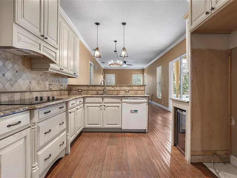 1393 Stanfield Cv — Photo 9