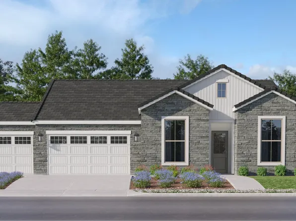 2262 N Marion Ave, Clovis, CA 93619