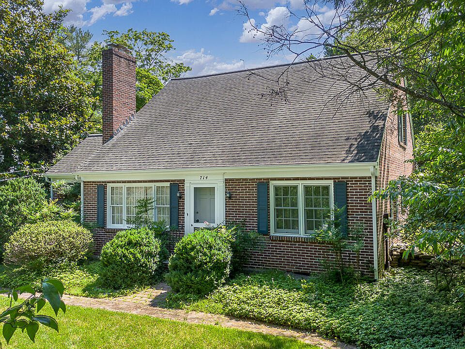 1st image of 714 Thornhill Rd
