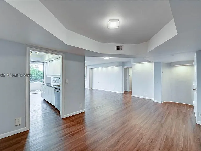 19667 Turnberry Way #3F — Photo 27