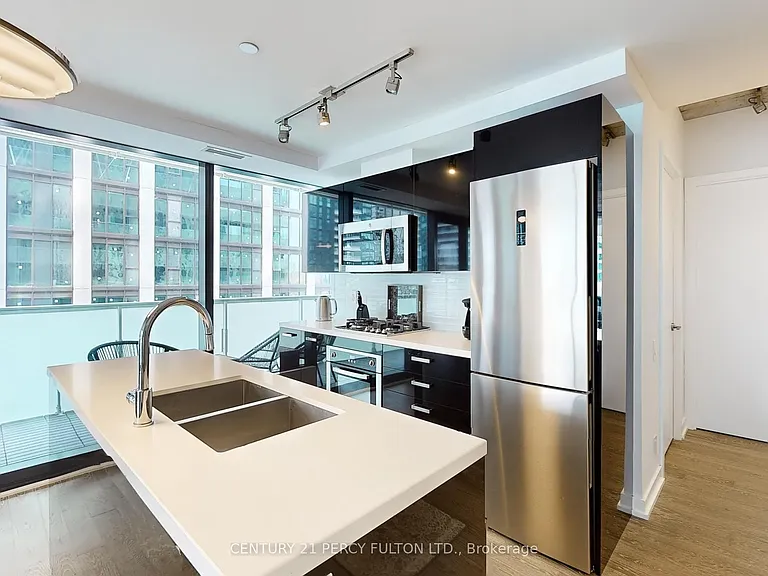 11 Charlotte St #1707 — Photo 9