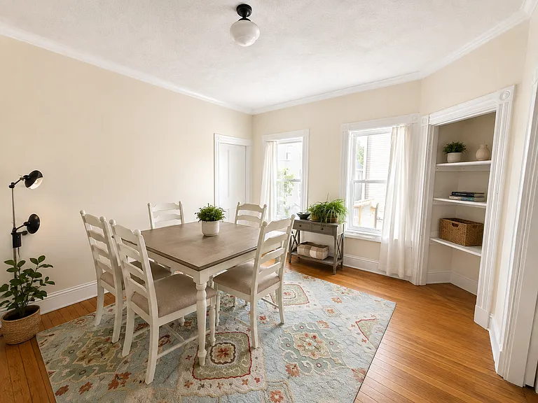 7 Stanford St #2 — Photo 2