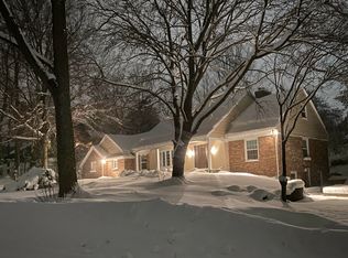 3313 Midland Dr SE, Grand Rapids, MI 49546