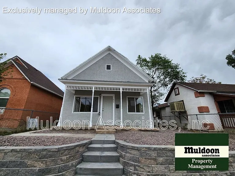 625 Elm St — Photo 1