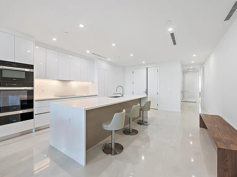 220 Lake Shore Dr #1008 — Photo 6