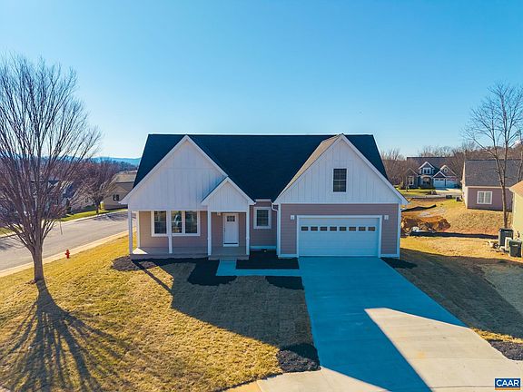 3rd image of 1004 High Point Ct