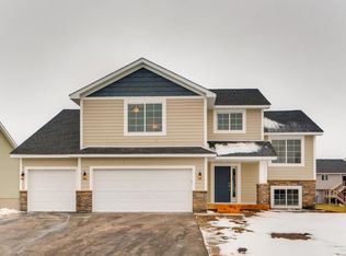 6998 94th St S, Cottage Grove, MN 55016