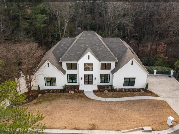 2105 Longleaf Cir, Birmingham, AL 35216