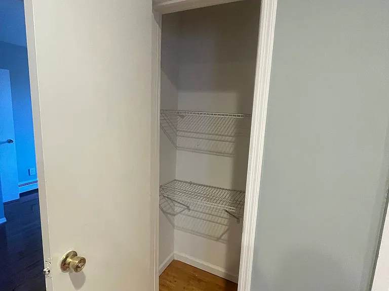 537 Summer St — Photo 5