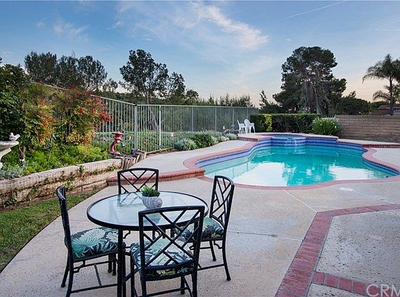 5th image of 6572 Country Club Dr