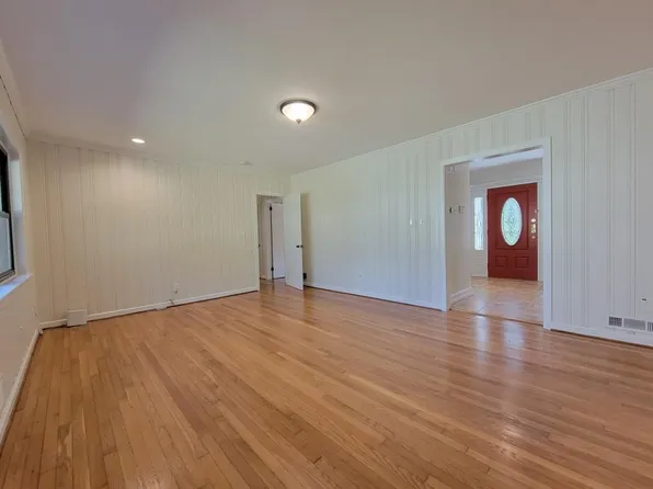 1591 Paxon St, Atlanta, GA 30317