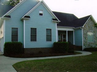 1902 Charlestowne Dr, Greenville, NC 27834
