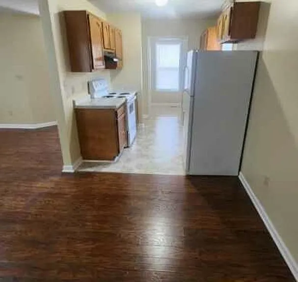 215 Hay St — Photo 9