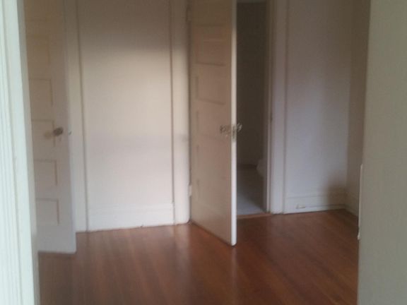 5th image of 10 S Boulevard APT 1