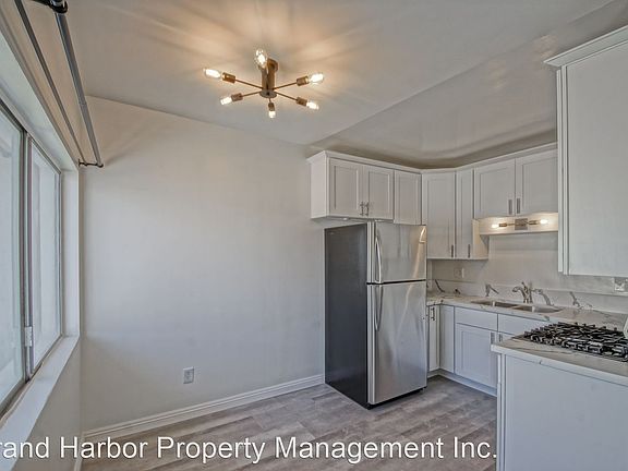 3rd image of 1416 12th St APT 3