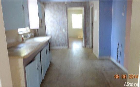 5th image of 3968 17th Ave
