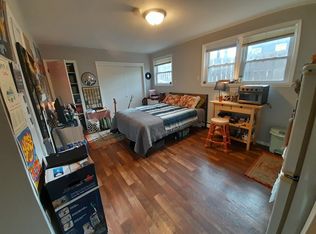 338 18th Ave NE #3, Minneapolis, MN 55418