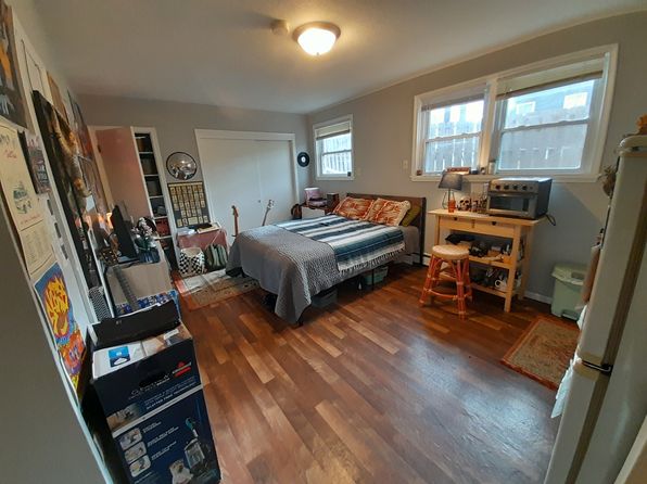 338 18th Ave NE #3
