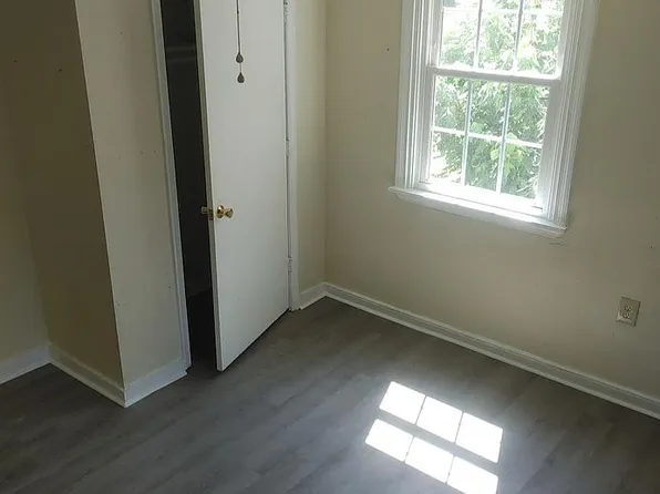 1328 Montgomery Ave, Petersburg, VA 23803