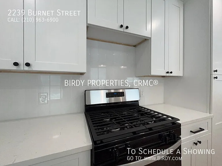 2239 Burnet St — Photo 13