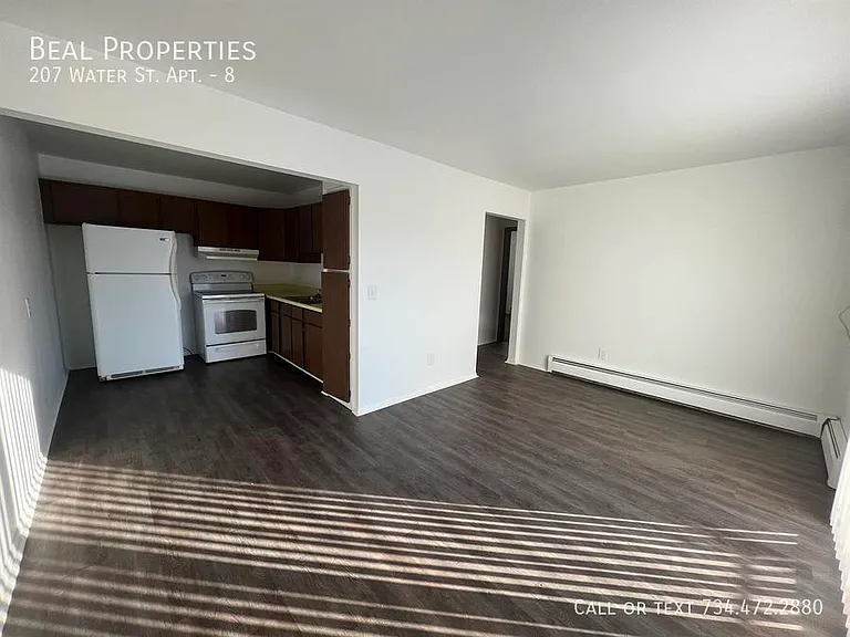 207 Water St #8 — Photo 9
