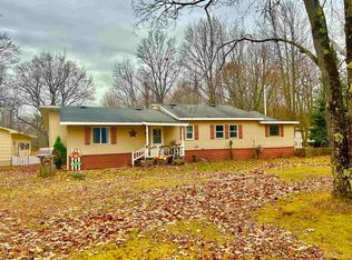 5799 Chaison 23.5 Rd, Gladstone, MI 49837