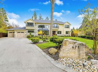 471 Country Club Cres, Mississauga, ON L5J 2P9