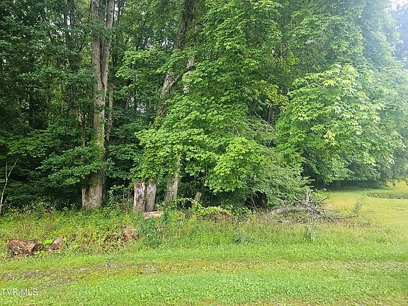 5th image of Gardner Heights Rd
