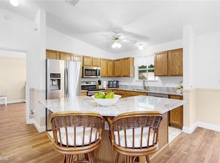 1341 Ballesteros Dr, The Villages, FL 32162