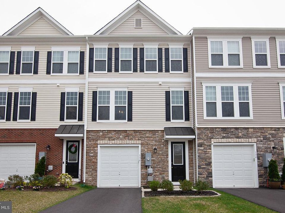 1st image of 136 Solara Dr