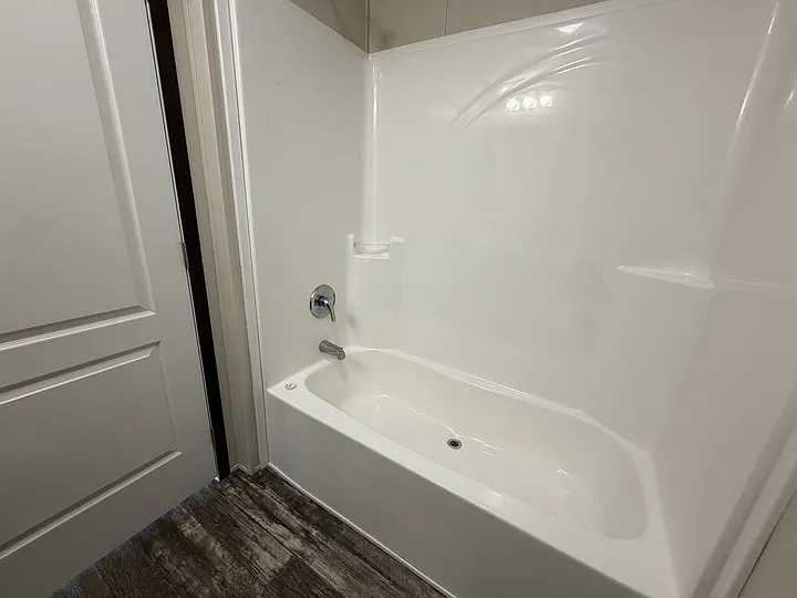 38000 Le Chateau Blvd #500 — Photo 23