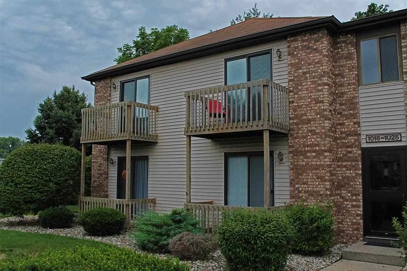 1st image of 1019 Clarinet Blvd E #1019