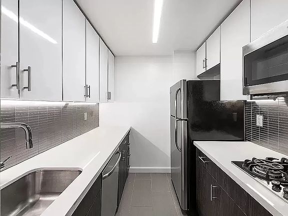 2nd image of 184 Lexington Ave APT 15A