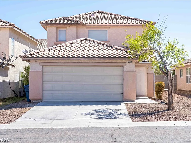 5558 Rollins St — Photo 1