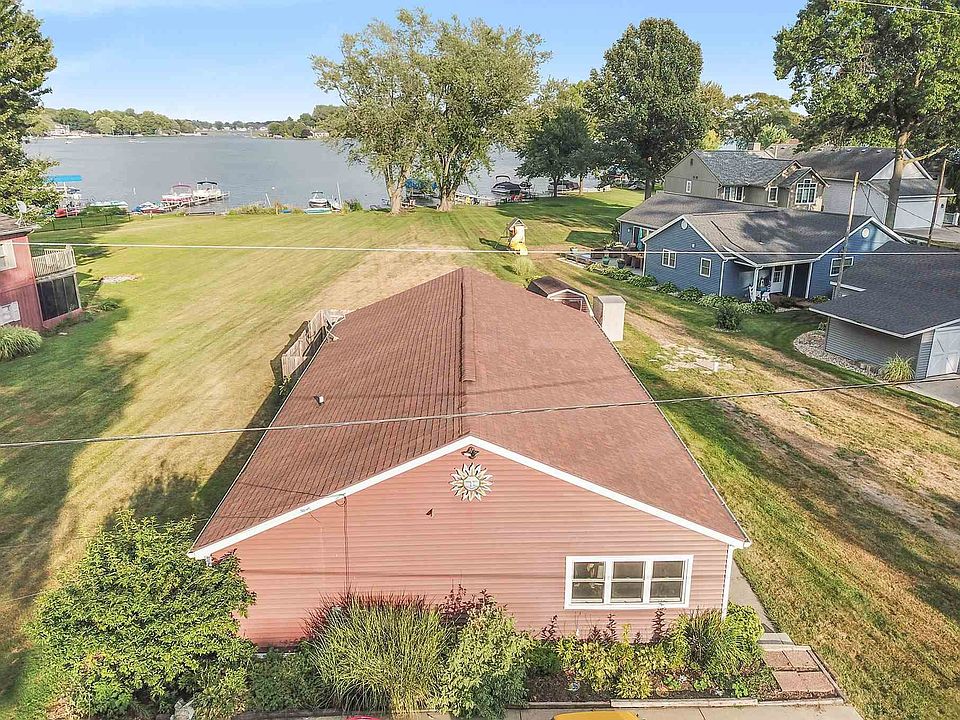 1st image of 50938 N Shore Dr