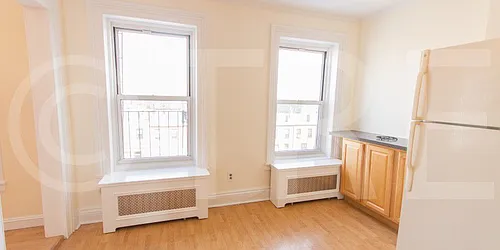 Rented by Twyford Real Estate