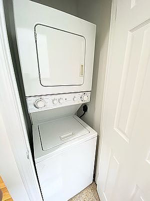 1st image of 80 Delancey St #3N