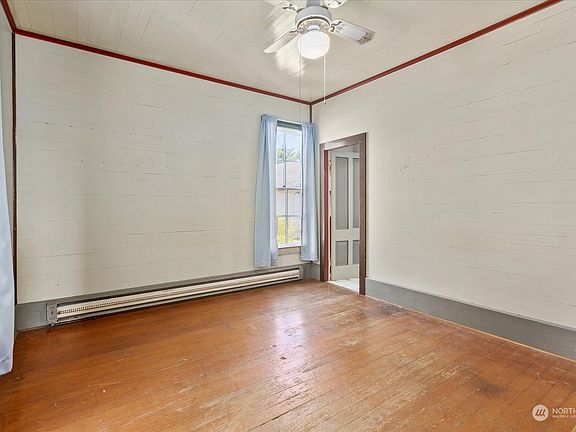 2nd image of 410 N Adams Street