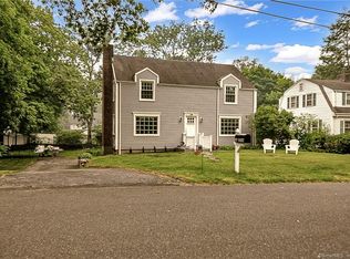 10 Devon Rd, Darien, CT 06820