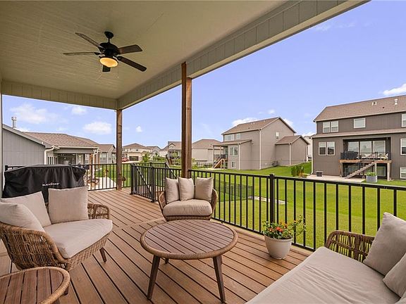 5th image of 9037 Mesquite St