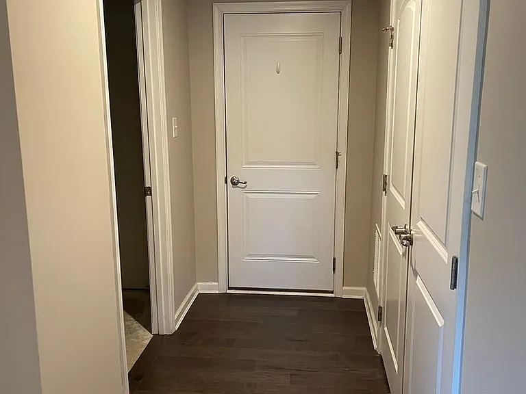 331 S Parkway Dr — Photo 18